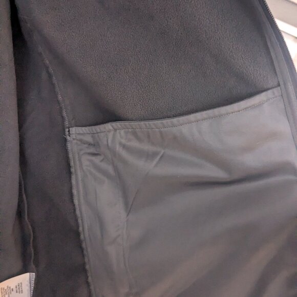 BNWOT UNISEX MAXSON SOFTSHELL JACKET - Picture 8 of 9